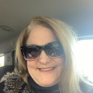 Meet your Posher, Cindy